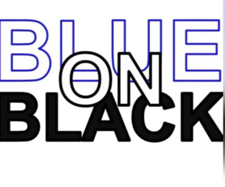 Logo de Blue on Black
