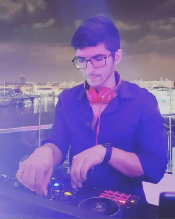 IamDaav Dj