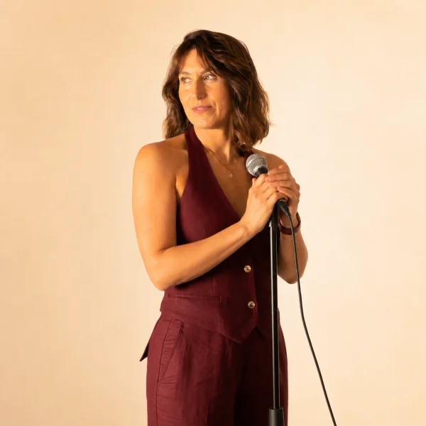 Julia Gaz vocal