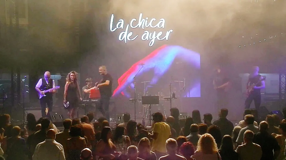Imagen de LA CHICA DE AYER