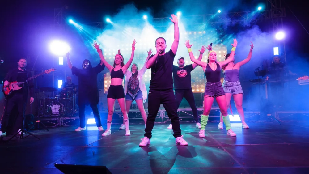 Tocadiscos Orquesta Show